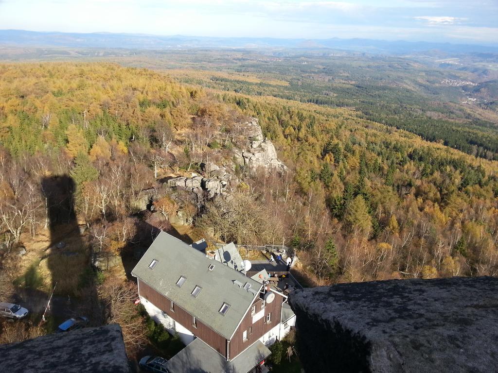 Sneznik Hotel Luaran gambar